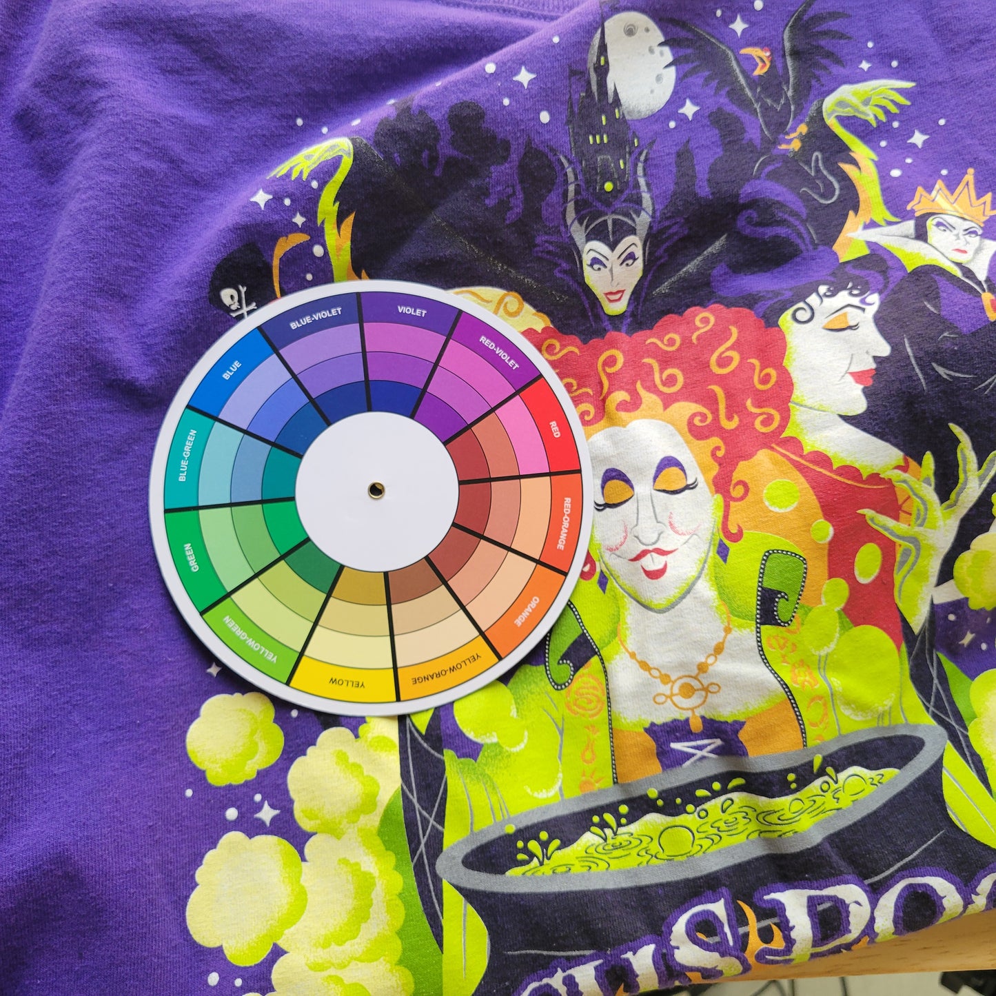 Disney Parks Hocus Pocus Villain Spelltacular 2015 Shirt Purple Adult XL NOV136E