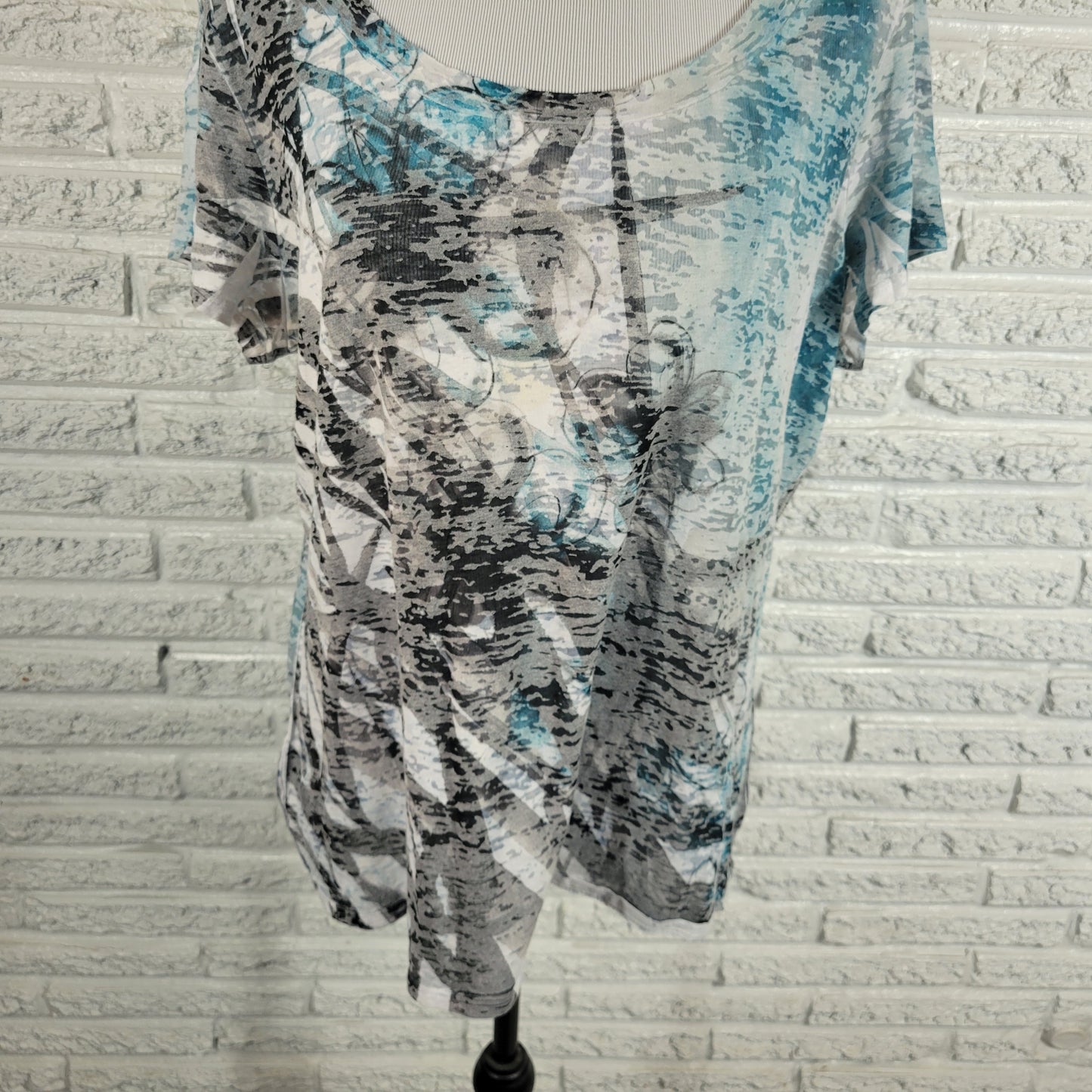 Coldwater Creek 1X Women Blue Gray Floral Burnout Sheer Crewneck Tee FLO253XE