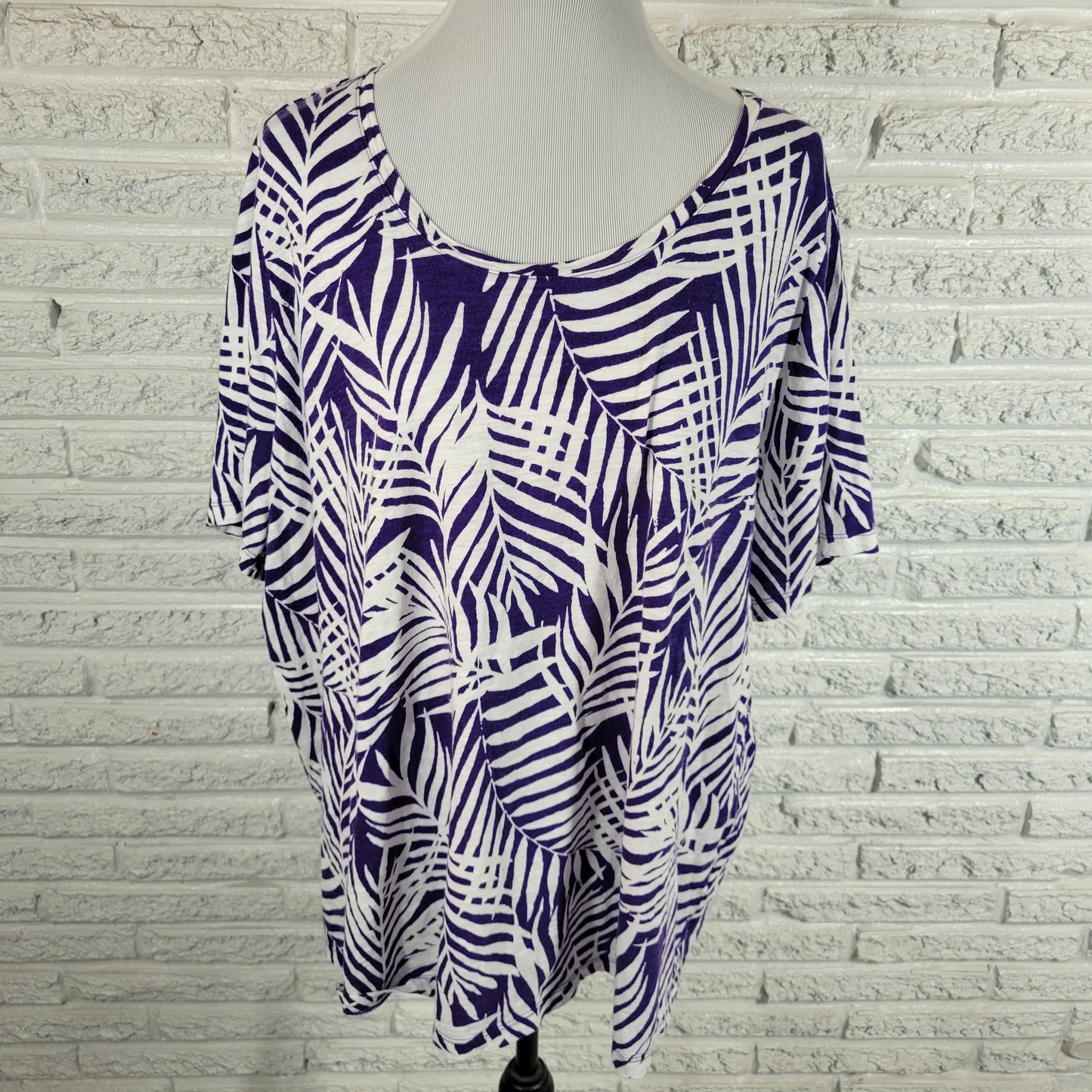 Catherines T Shirt Womens 2X Purple White Floral Cotton Crew Neck FLO253E