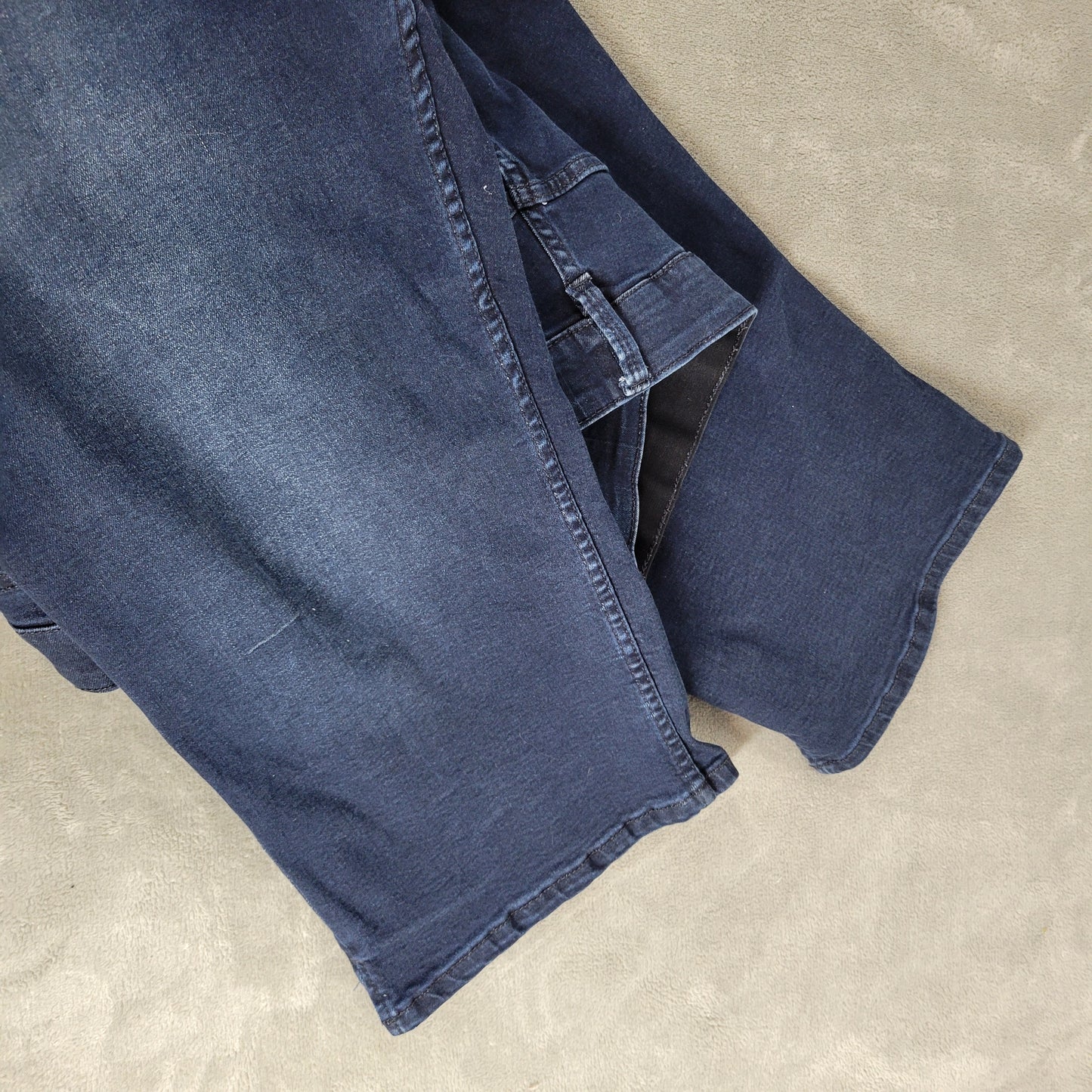 Liz Claiborne Womens Jeans 22W Dark Blue Capri Denim Sara Crop CAP18E
