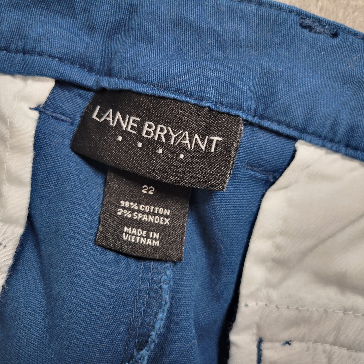 Lane Bryant Womens Shorts 22 Blue Cuffed Cotton Elastic Waist Stretch BLU106E