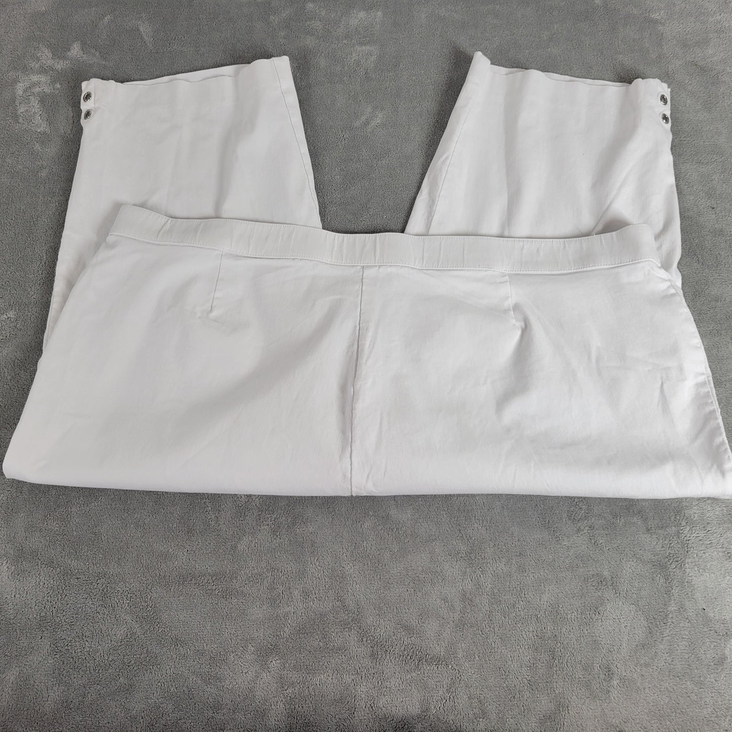Counterparts White Capri Pants 24W Grommet Hem Elastic Waist Travel WHI8E