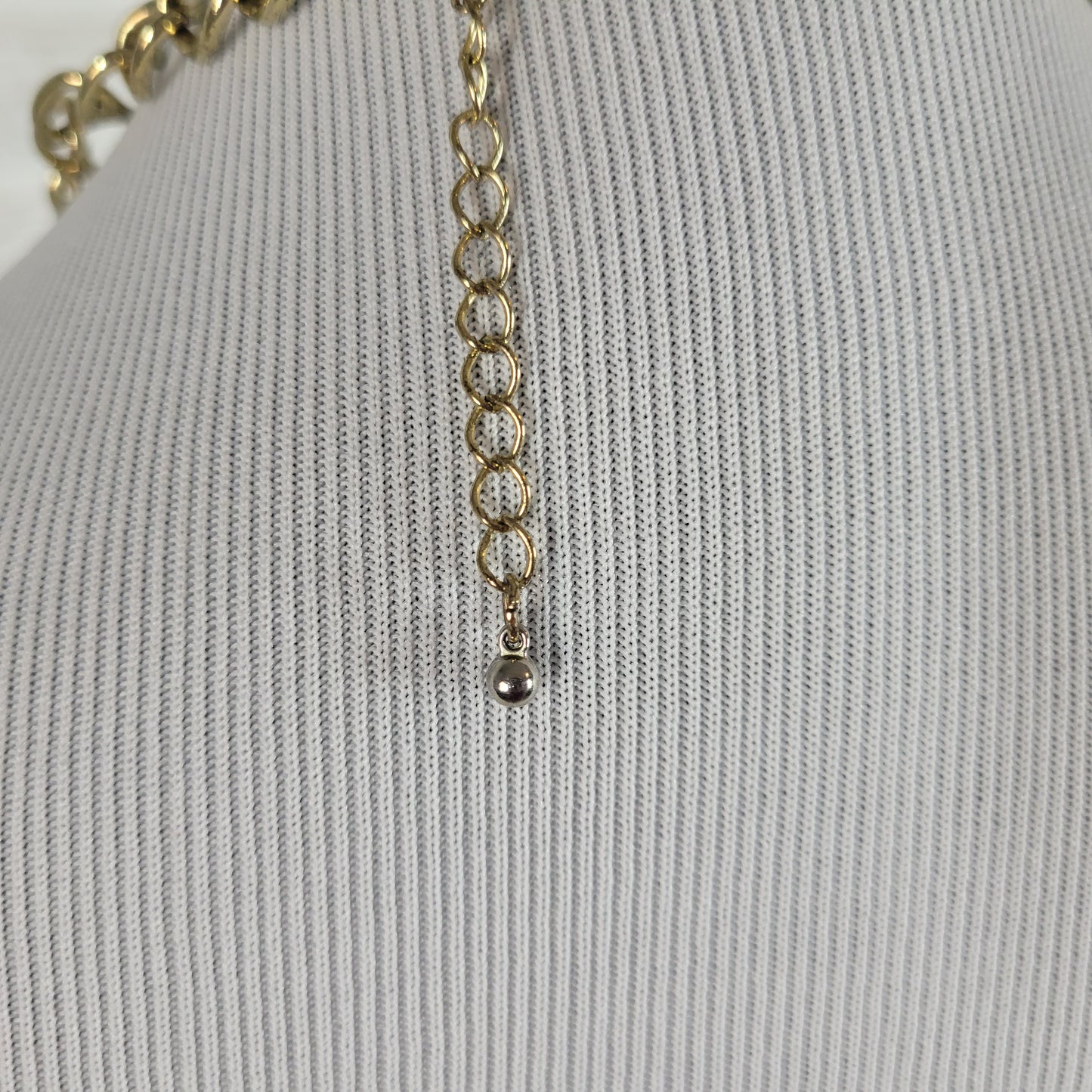 Gold Tone Rhinestone Interlocking Ring Chunky Chain Collar Necklace 16-19" N32E
