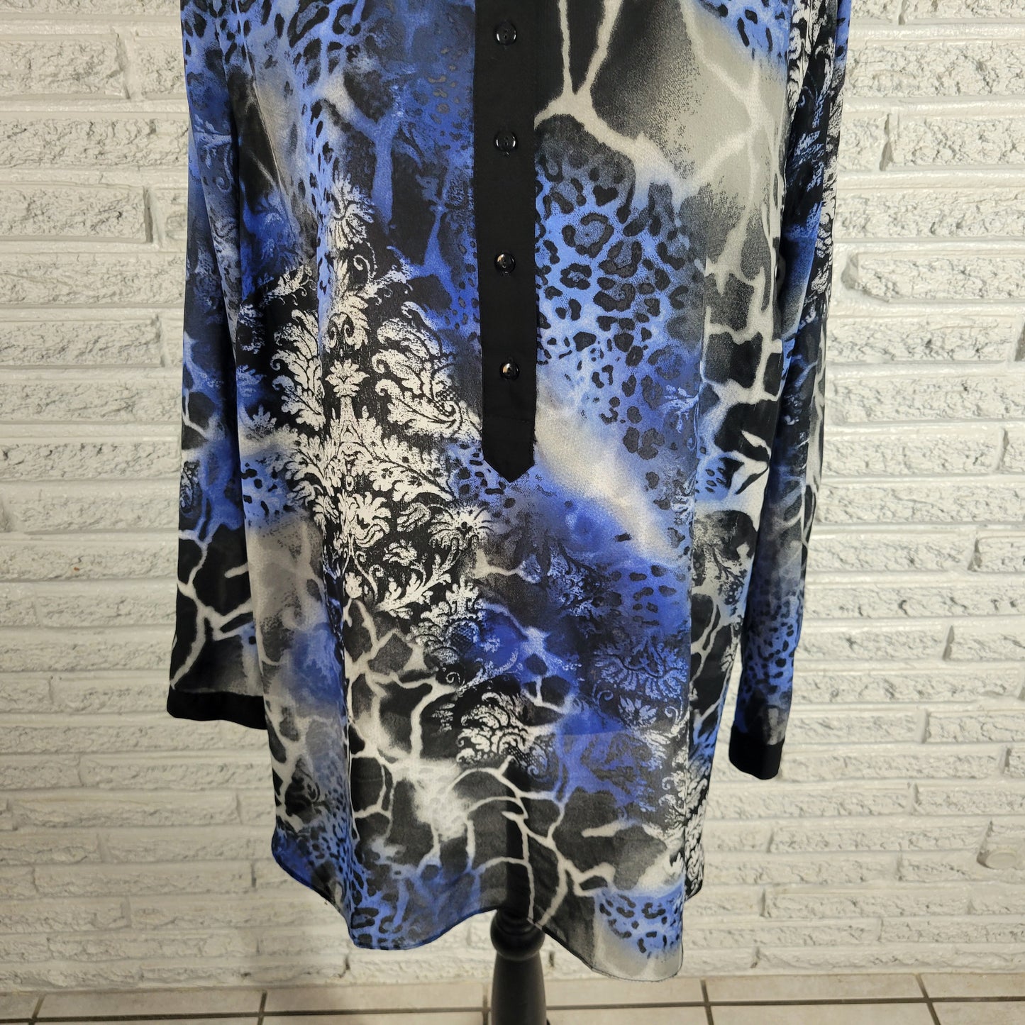 CJ Banks Tunic Blouse 1X Plus Size Blue Black Animal Print Sheer ANI52E