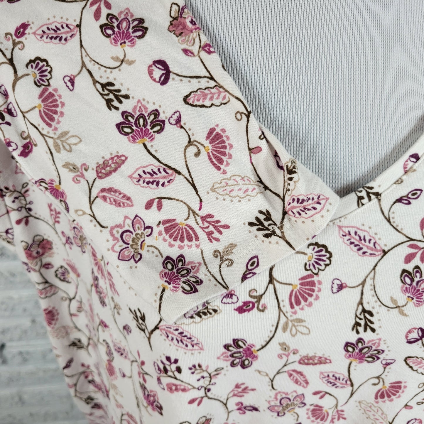 Croft & Barrow 2X Plus Size Cotton T Shirt Long Sleeve V Neck Floral FLO46E