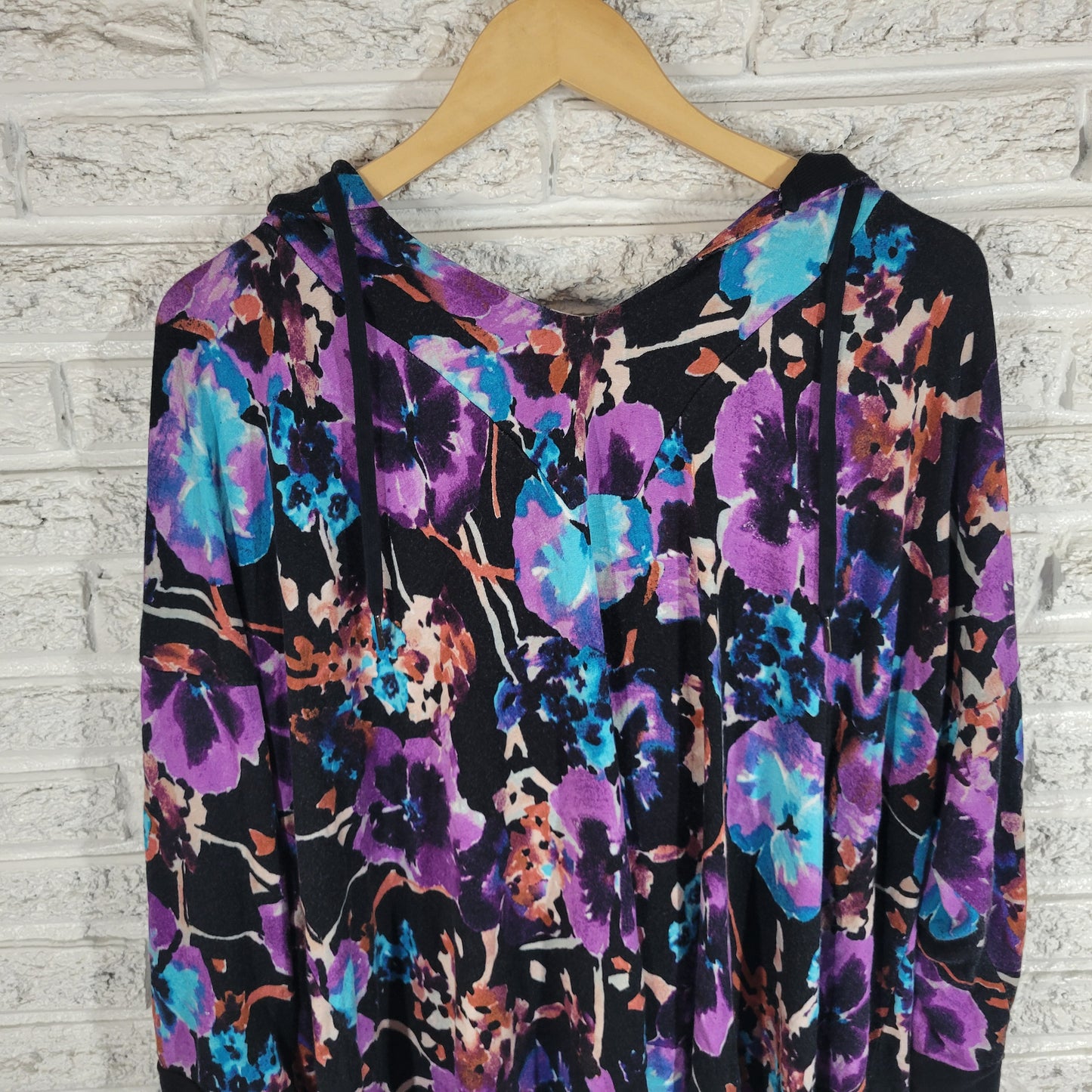 Westbound Floral Hoodie 3X Plus Size Asymmetric Pullover Multicolor FLO252E