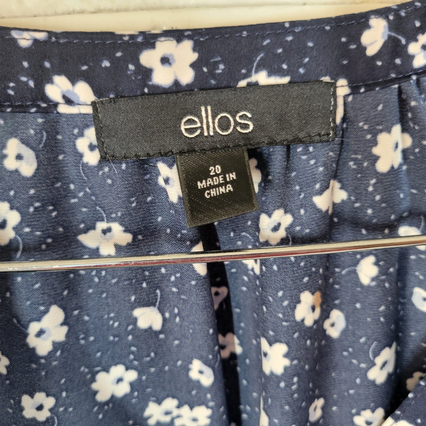 Ellos Plus Size 20 Blouse Blue White Floral Sleeveless V Neck Top Button FLO102E