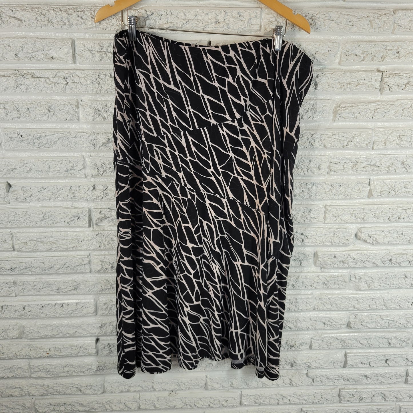 JM Collection XXL Skirt Black White Animal Print Midi A-Line Plus Size ANI53E