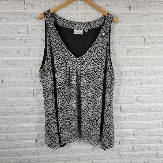 Avenue Tunic Tank Top 26 28 Black White Geometric Beaded Sequin V-Neck GEO164E