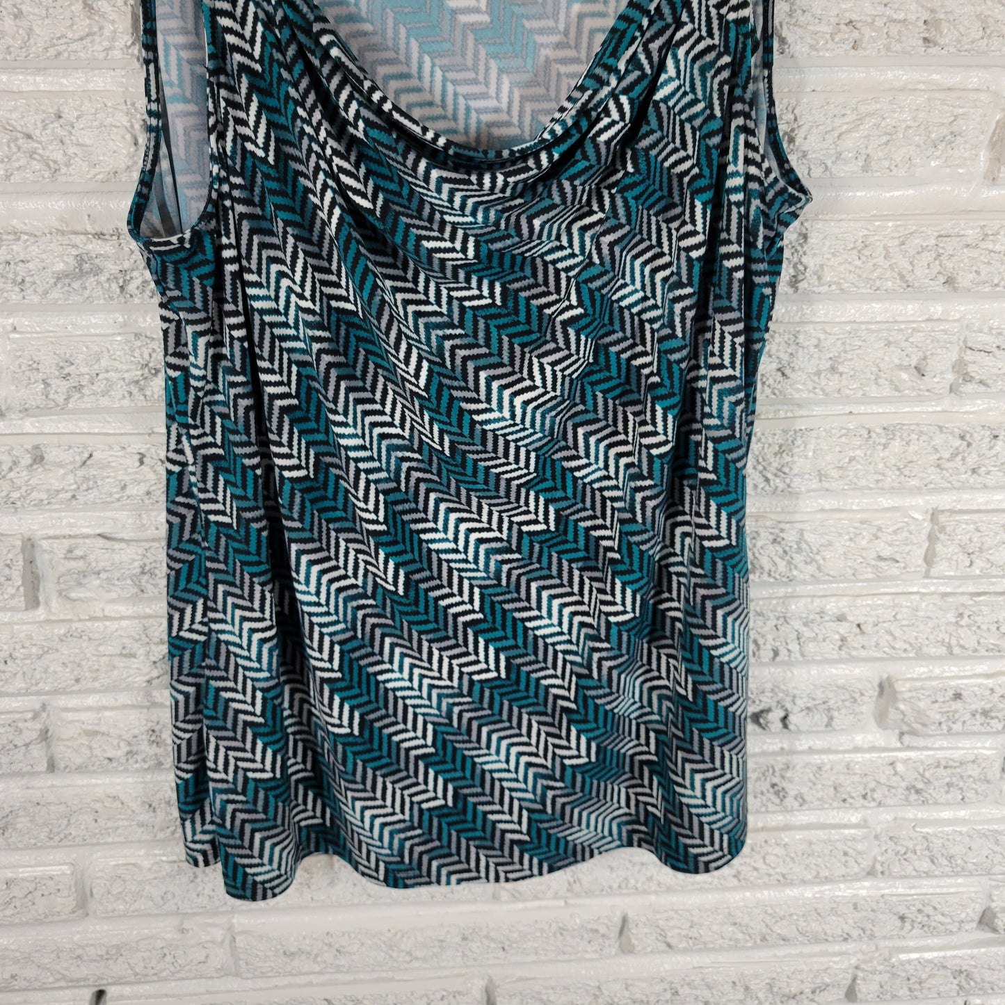 White House Black Market XL Tank Top Geometric Zig Zag Draped Neck Travel GEO55E
