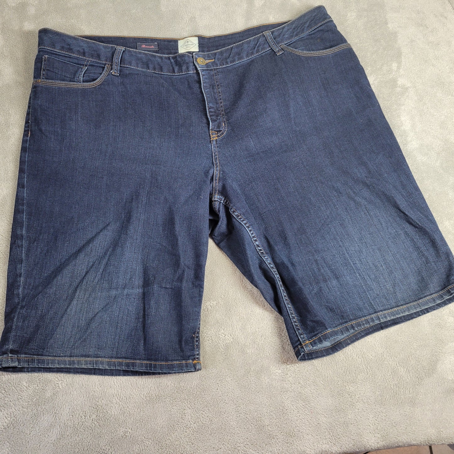 St John's Bay Womens Bermuda Shorts Size 24W Dark Wash Denim Stretch SHO6E