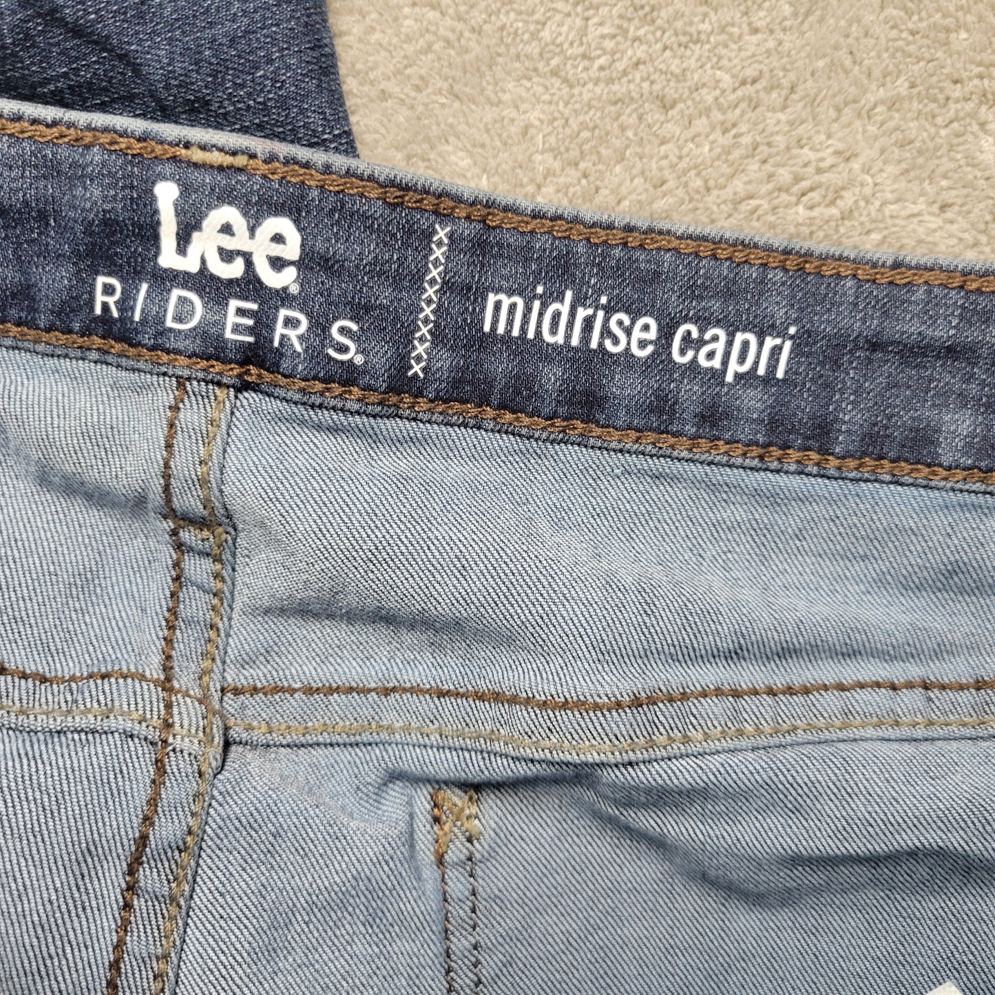 Lee Riders Dark Wash Denim Capri Jeans 20 Plus Stretch Elastic Waist CAP4E