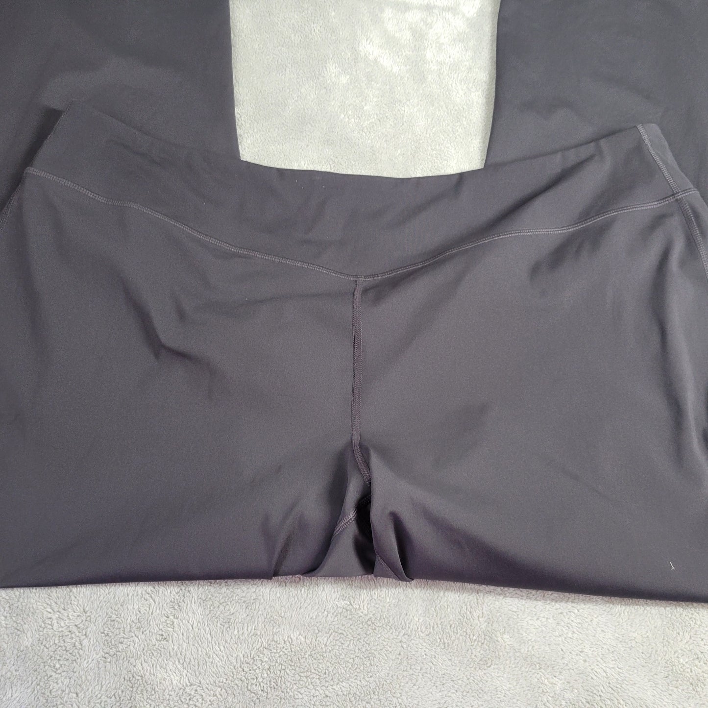 Tek Gear Black Leggings 4X Plus Activewear Stretch Elastic Waist Pants BLA24E