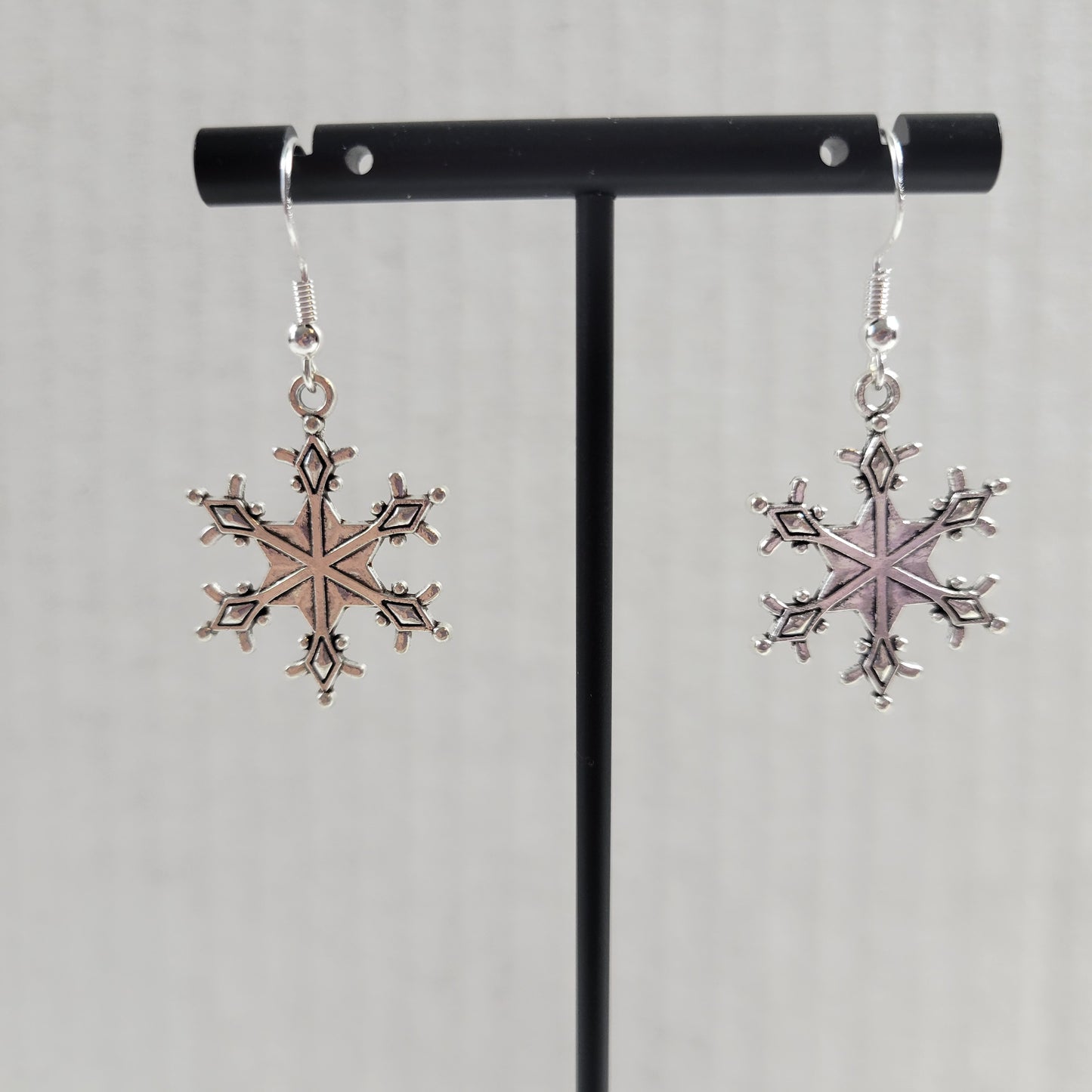 Silver Snowflake Drop Earrings Winter Christmas Holiday Gift Jewelry Women E162E