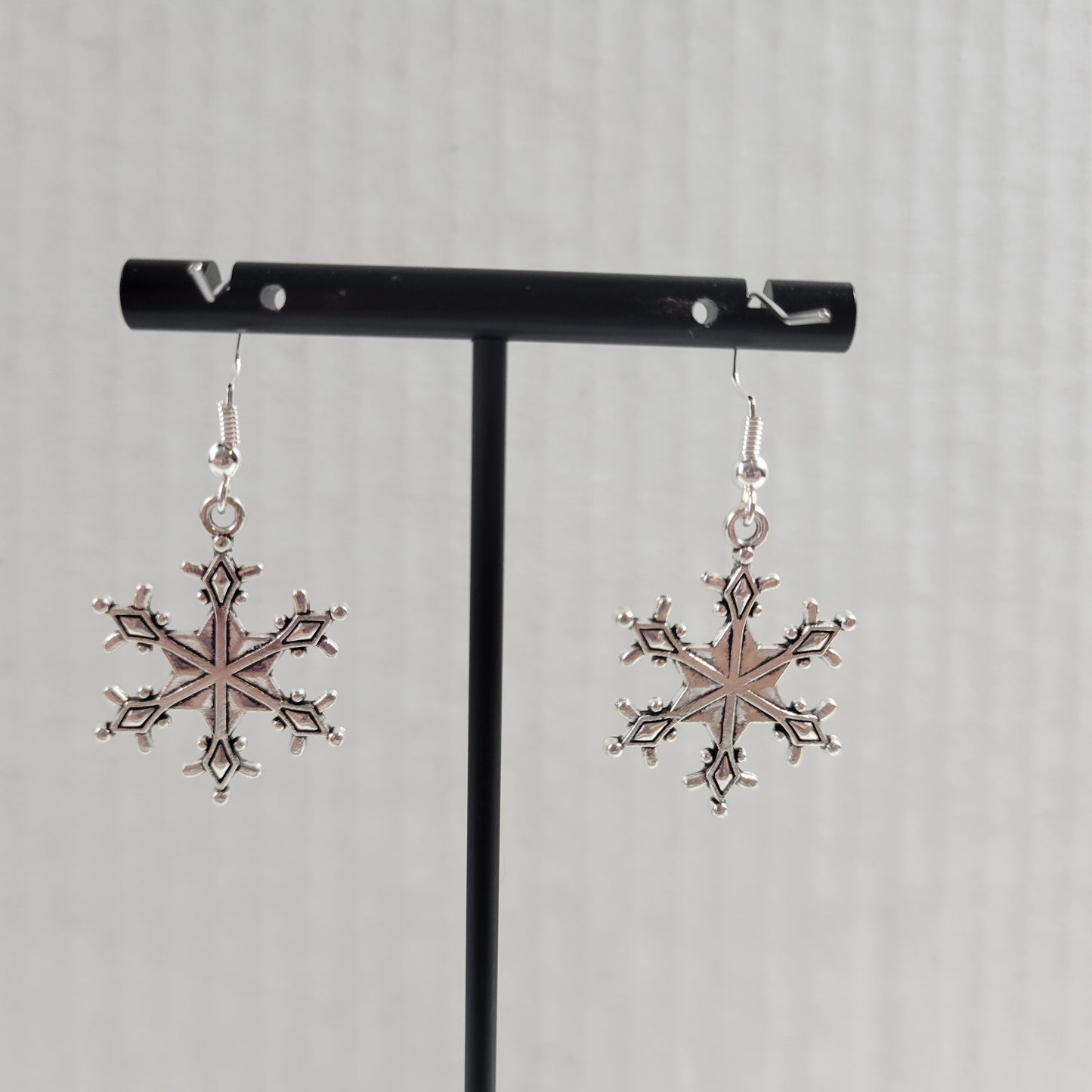 Silver Snowflake Drop Earrings Winter Christmas Holiday Gift Jewelry Women E162E