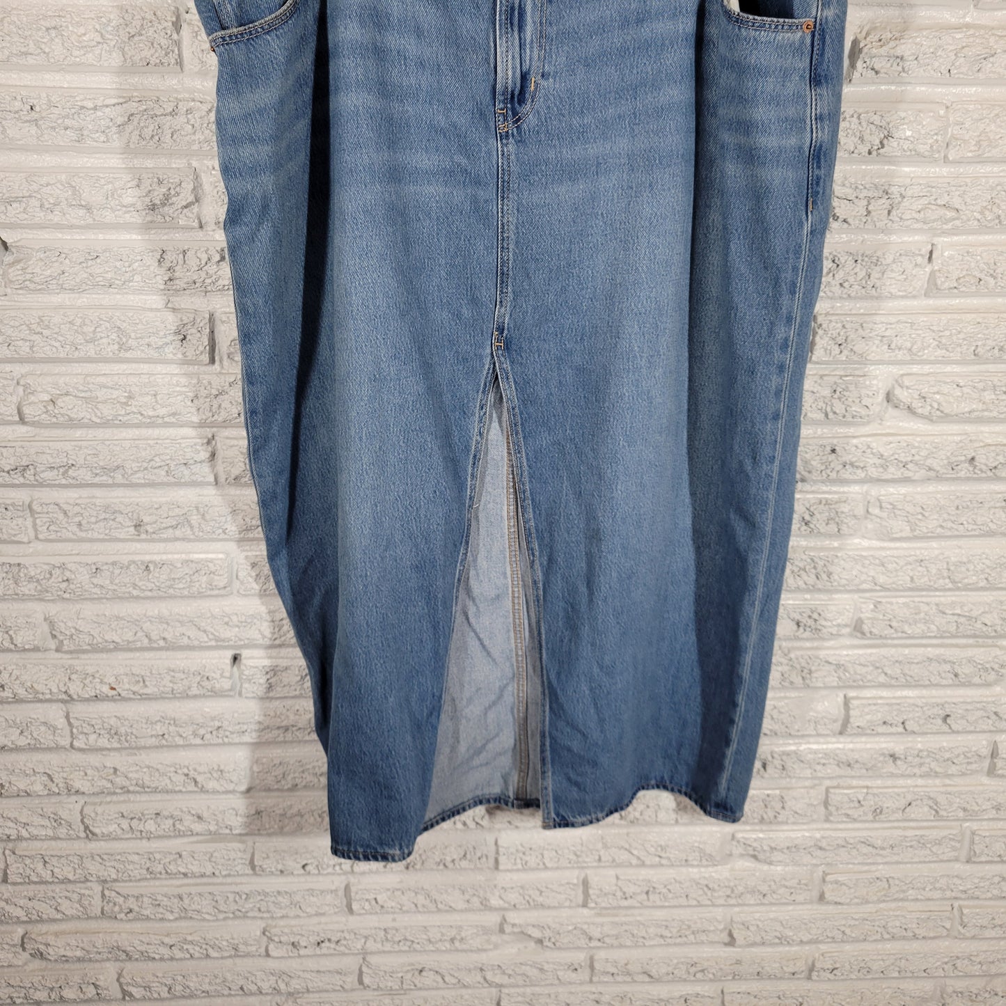 Old Navy Womens Plus Denim Skirt Long Front Slit Medium Wash Pencil SWE112E