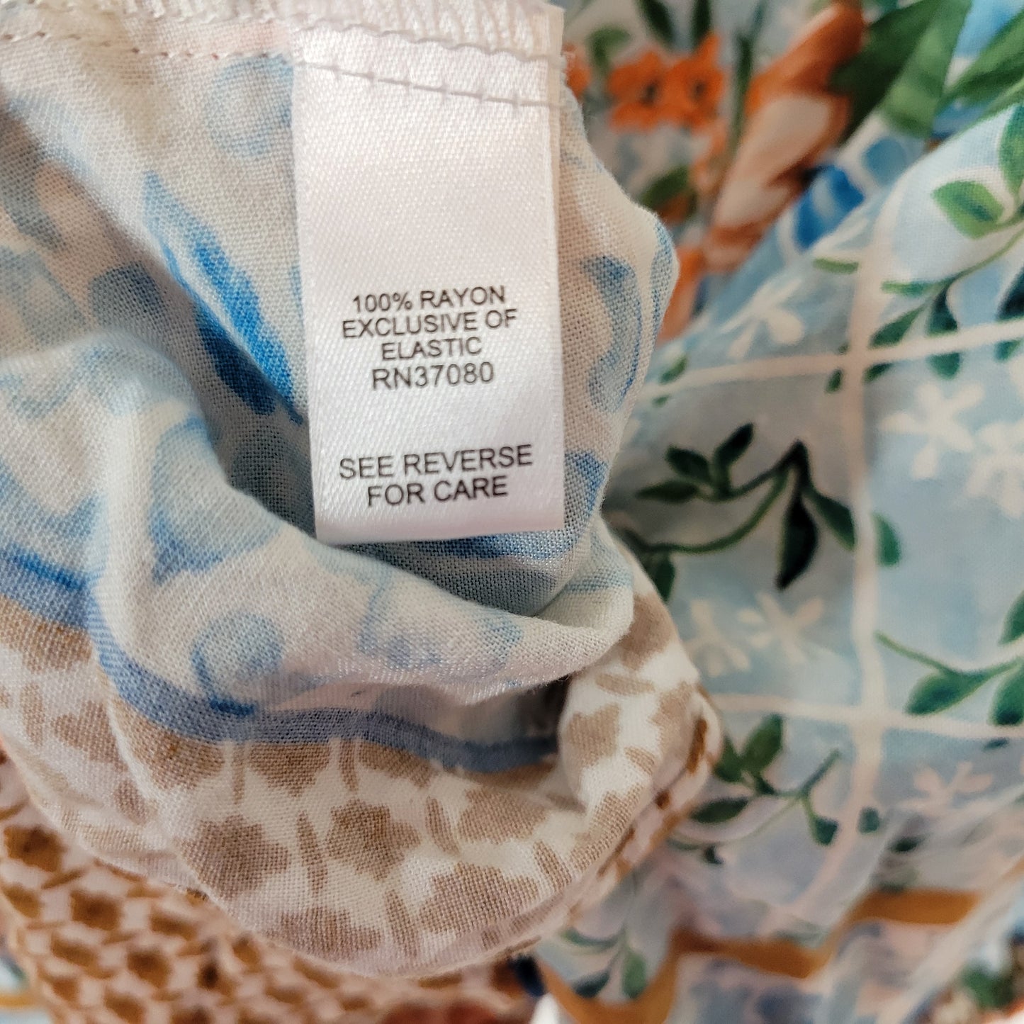 Cato Peasant Top 26W 28W Plus Floral Blouse Rayon V-Neck 3/4 Sleeve FLO72XE