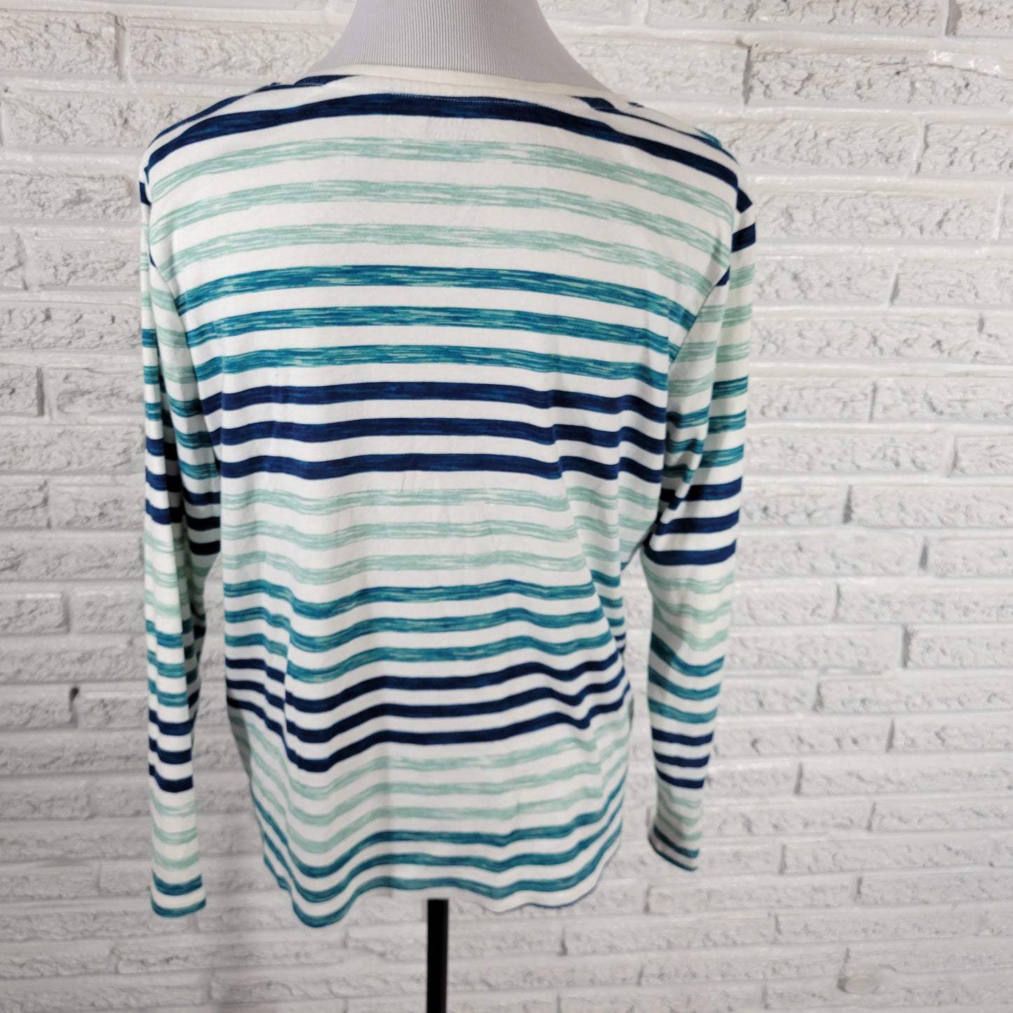 Croft & Barrow Striped Watercolor Tee XL Blue Green Cotton V-Neck STR9E