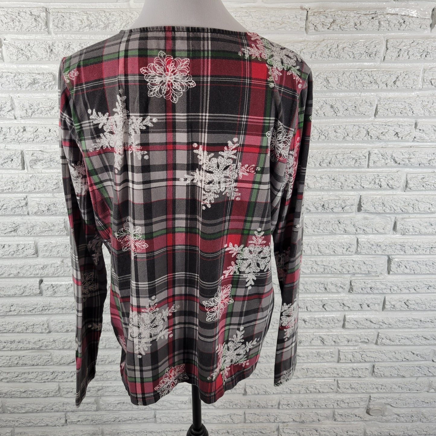 Kim Rogers XL Womens Plaid Snowflake Tee Long Sleeve T-Shirt Winter Top PLA58E