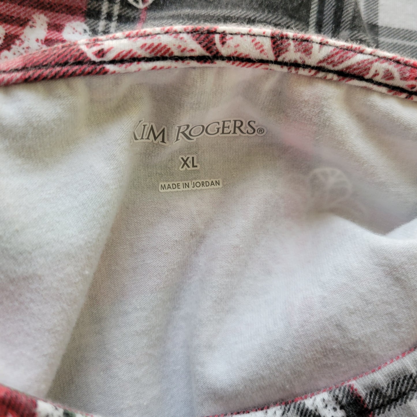 Kim Rogers XL Womens Plaid Snowflake Tee Long Sleeve T-Shirt Winter Top PLA58E