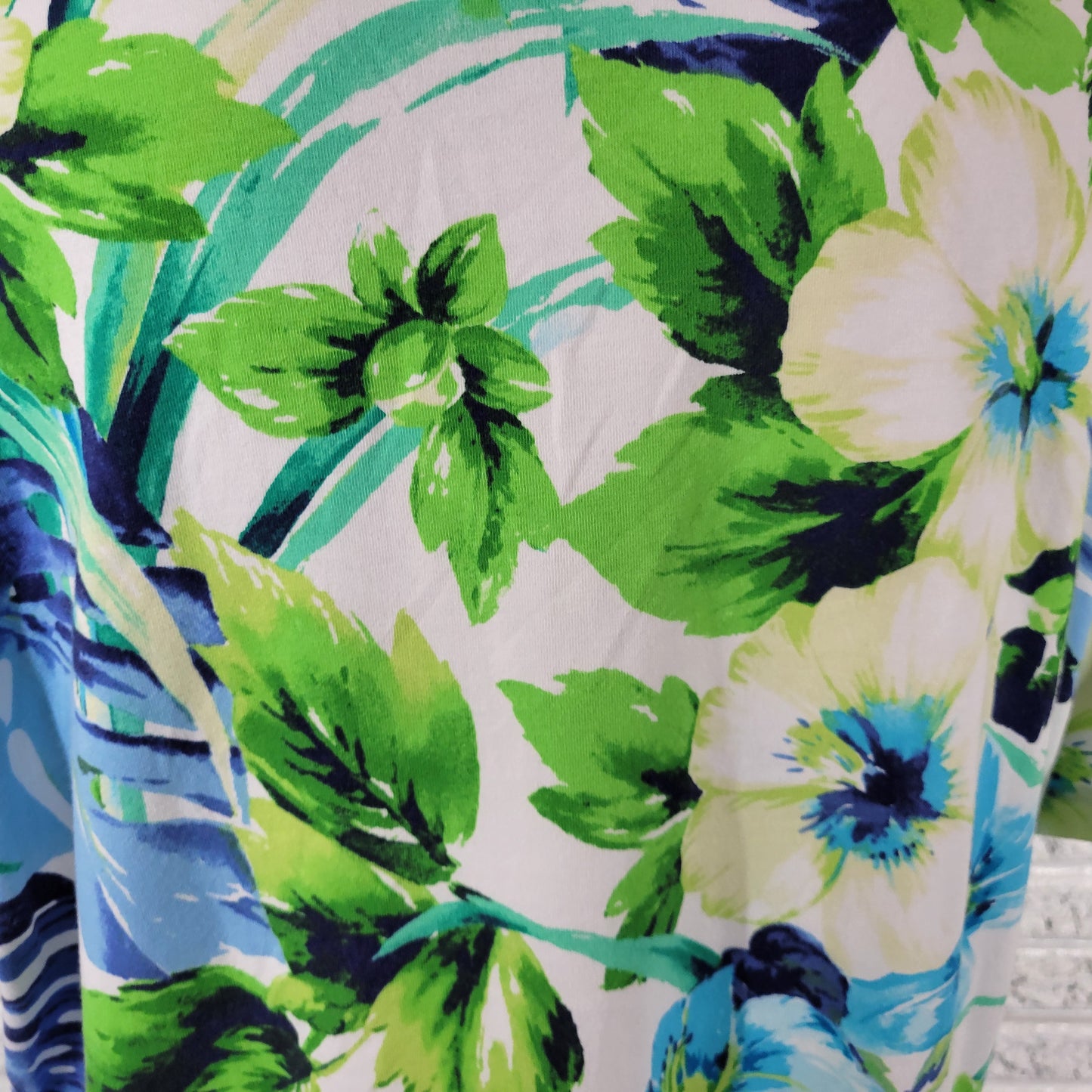Alfred Dunner Top 1X Womens Blue Green Floral Blouse Rhinestone Parrot FLO237E