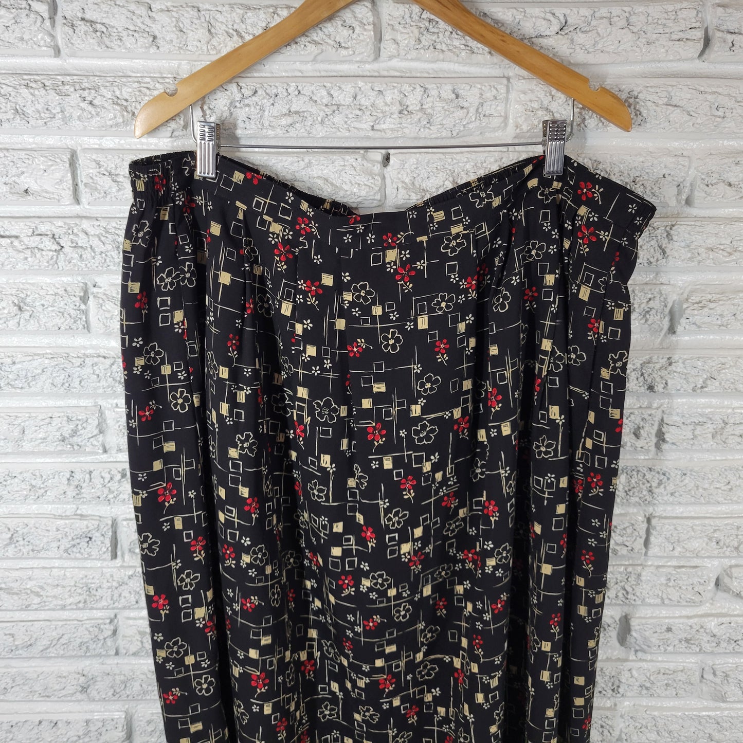 Sag Harbor Skirt 2X Womens Multicolor Floral Midi Pencil Pull On FLO190XE