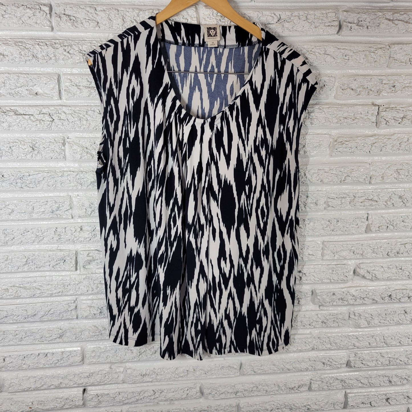 Anne Klein Top 1X Womens Blue White Watercolor Pleated Blouse Sleeveless WAT73E