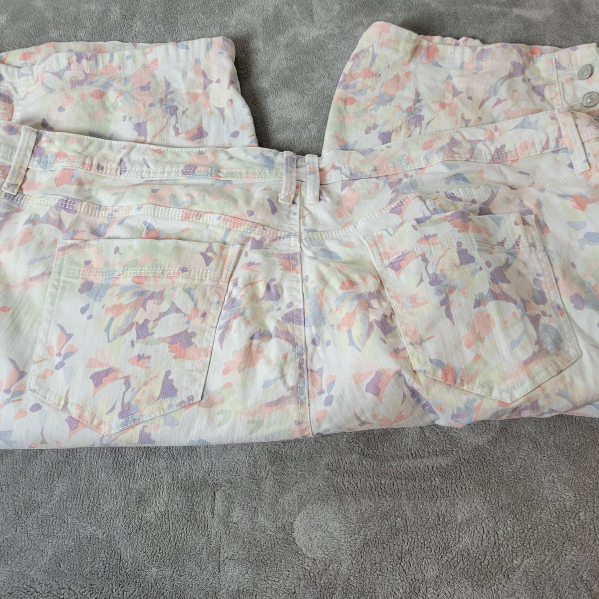 Gloria Vanderbilt Skimmer Shorts 24W Womens Floral Denim Pastel SH015E