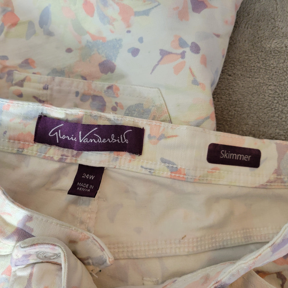 Gloria Vanderbilt Skimmer Shorts 24W Womens Floral Denim Pastel SH015E