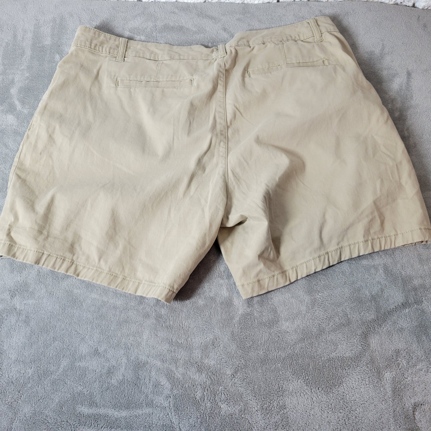 St John's Bay Shorts 20W Womens Beige Chino Elastic Waist Stretch A6E