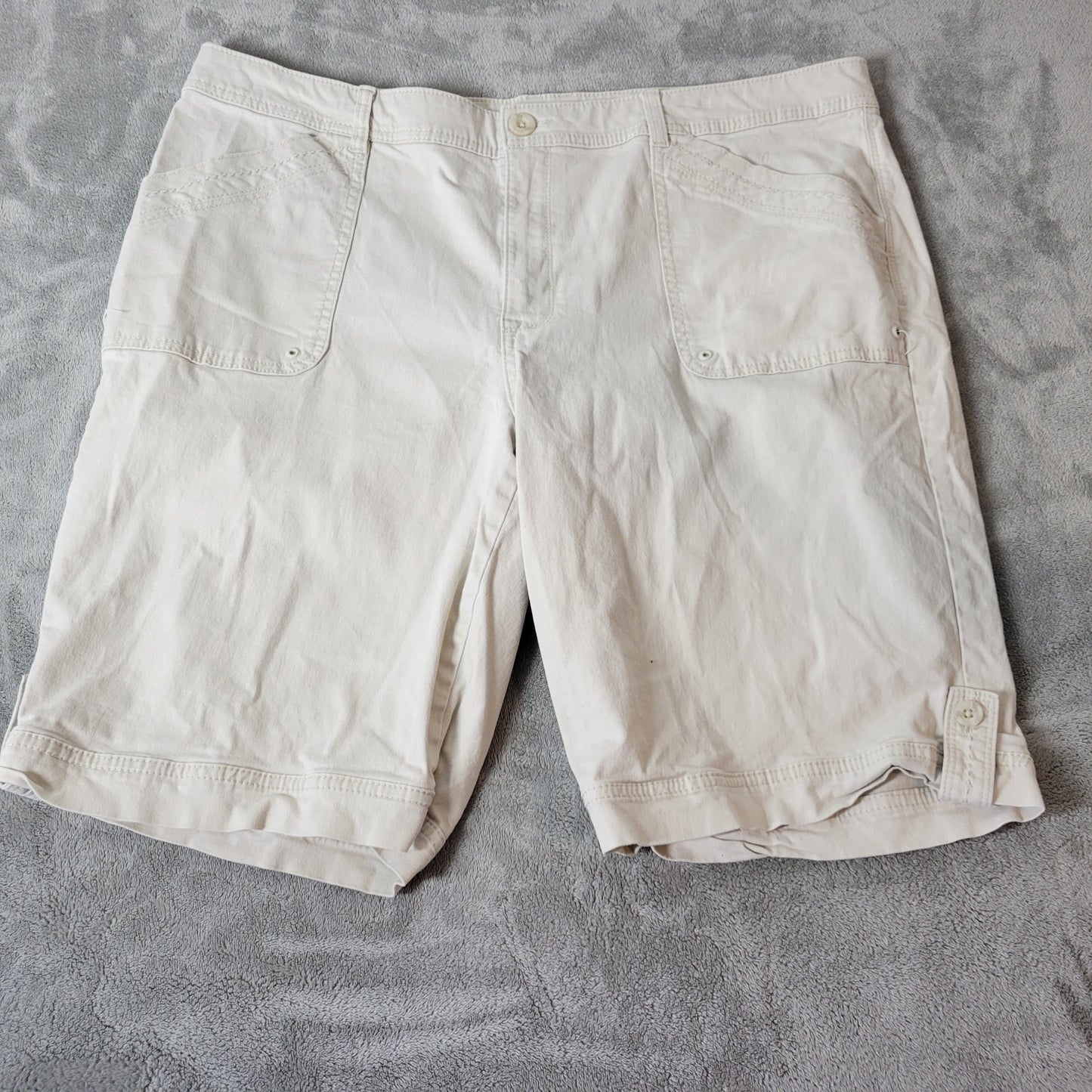 Gloria Vanderbilt Shorts 18 Plus Womens Off White Casual Elastic Waist WHI9E