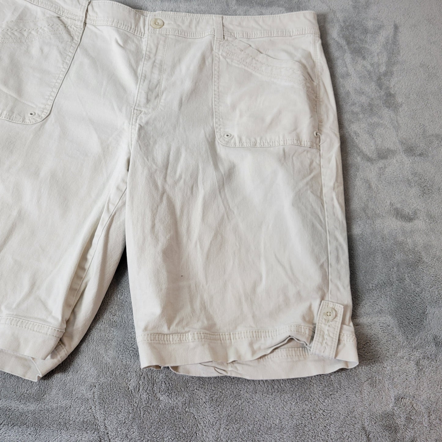 Gloria Vanderbilt Shorts 18 Plus Womens Off White Casual Elastic Waist WHI9E