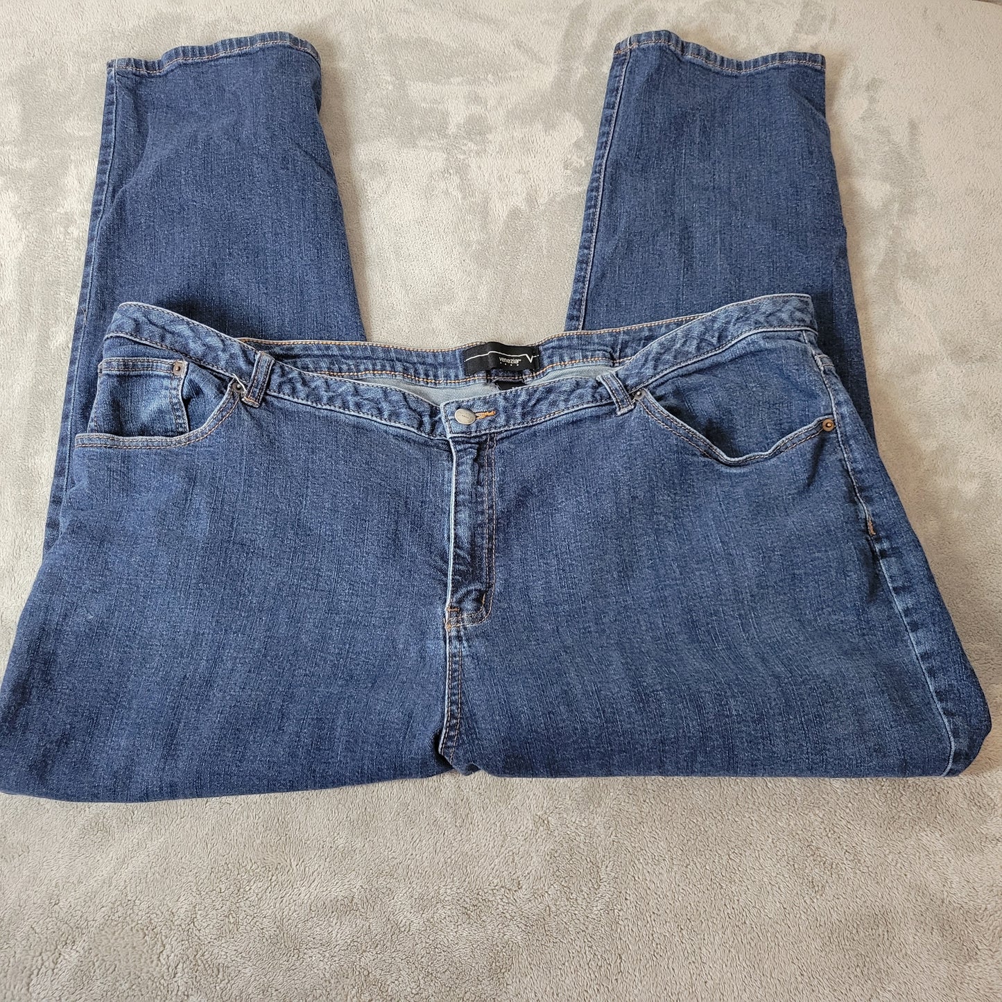 Venezia Jeans 28 Petite Womens Dark Blue Wash Straight Leg Stretch Denim SL62E