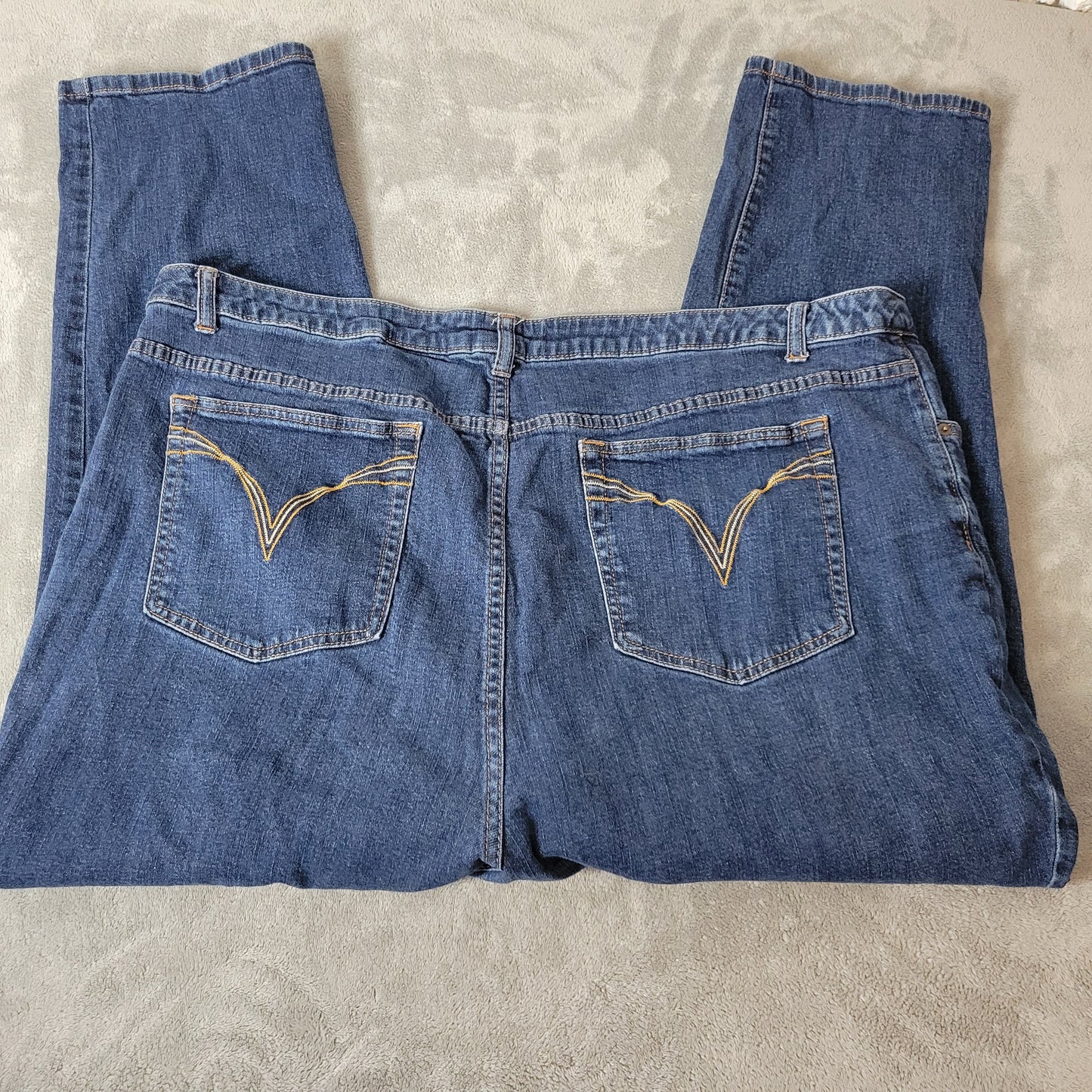 Venezia Jeans 28 Petite Womens Dark Blue Wash Straight Leg Stretch Denim SL62E