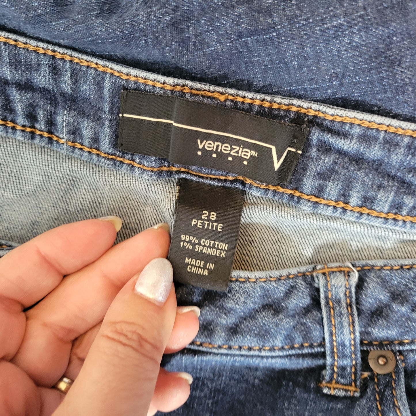 Venezia Jeans 28 Petite Womens Dark Blue Wash Straight Leg Stretch Denim SL62E