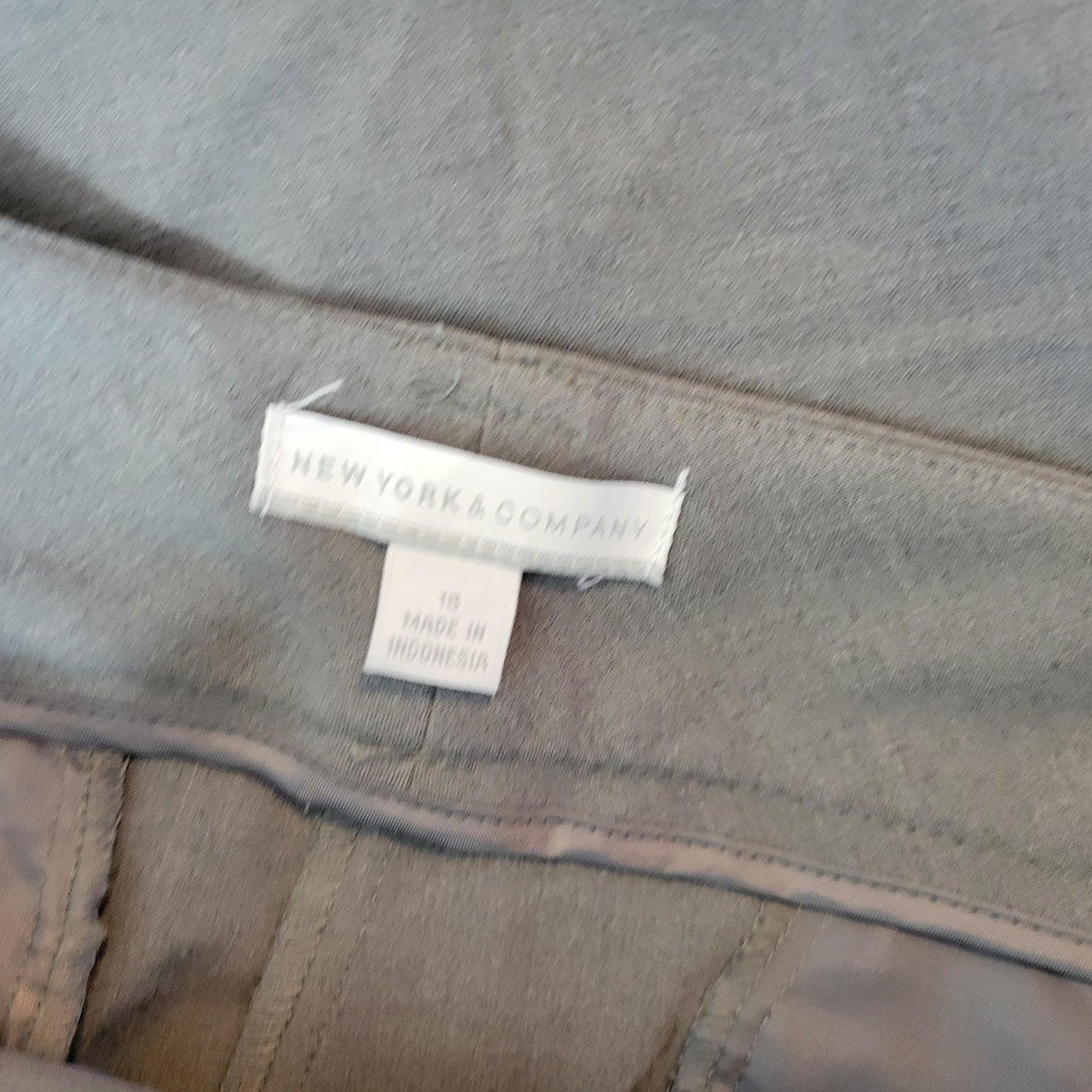 New York & Co Dress Pants 18 Womens Gray Straight Leg Stretch Work GRA75E