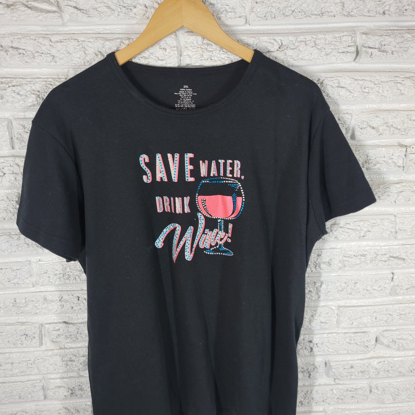 Womens 2XL Black T-Shirt Save Water Drink Wine Graphic Rhinestone BLA127E