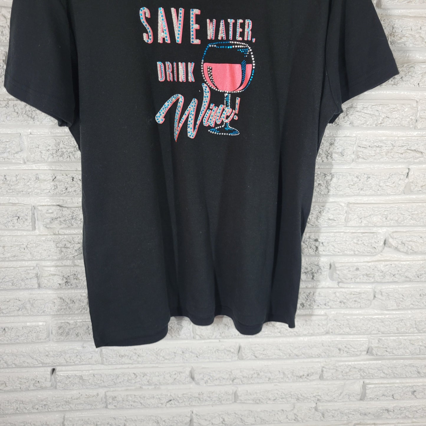 Womens 2XL Black T-Shirt Save Water Drink Wine Graphic Rhinestone BLA127E