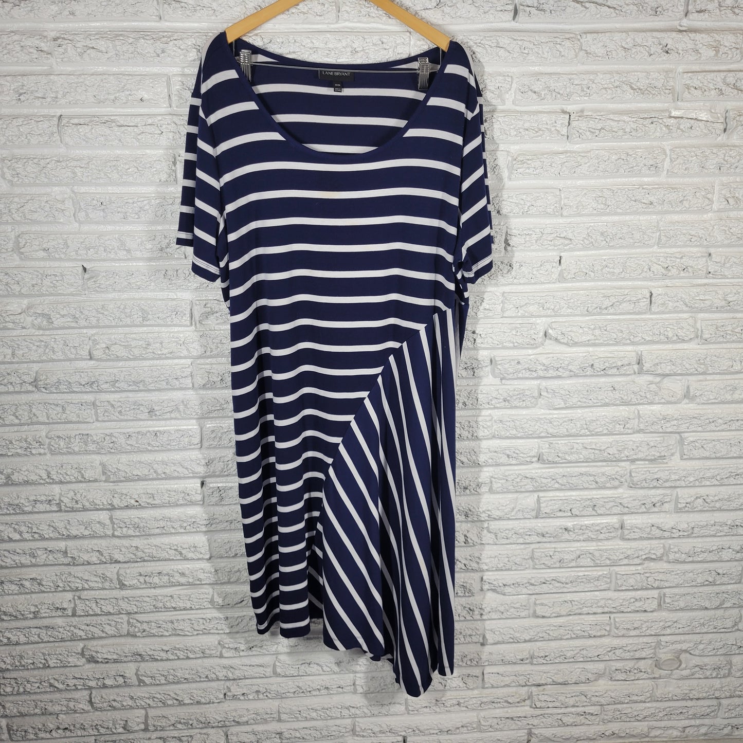 Lane Bryant Blue White Striped Asymmetric Hem Dress XL Plus Short Sleeve STR9E
