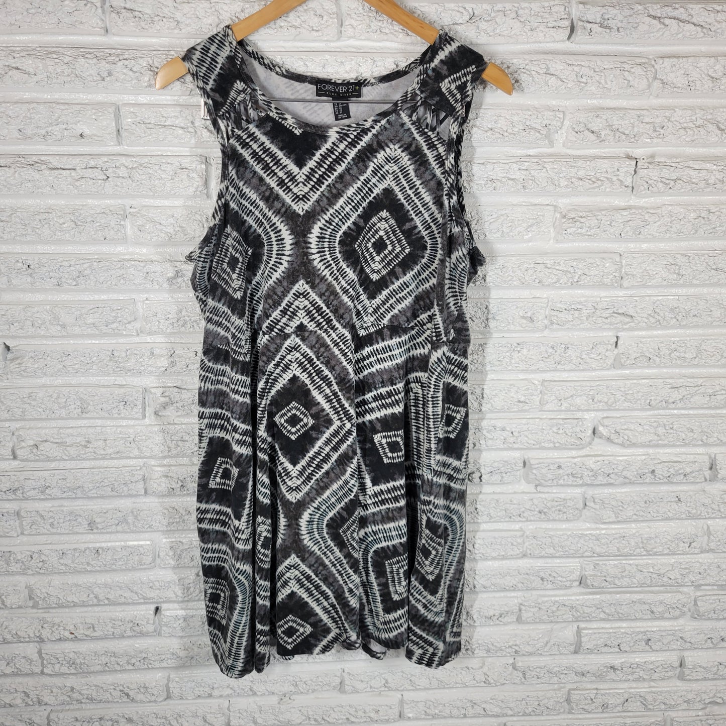 Forever 21 2X Black Gray Tie Dye Geometric Tank Dress Fit Flare Mini TIE10E