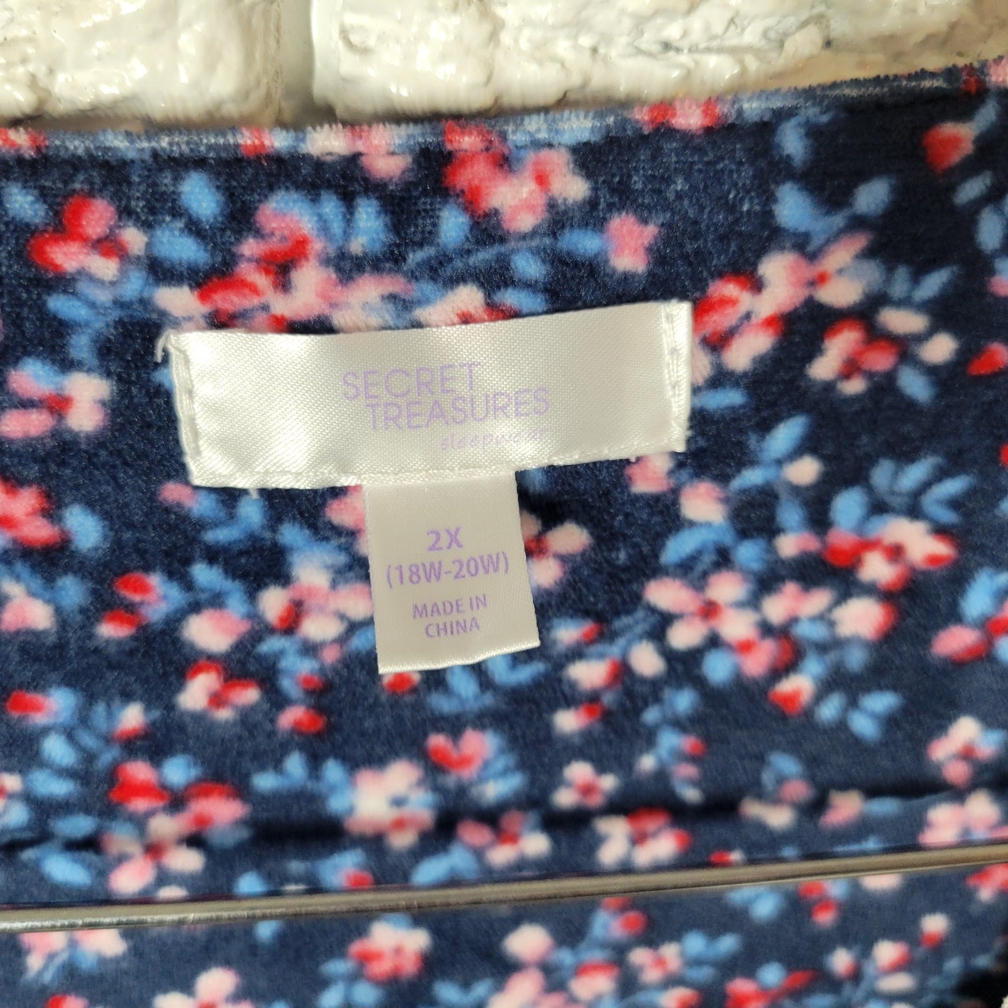 Secret Treasures 2X Velour Nightgown Blue Pink Floral Lace Trim Plus SWE113E