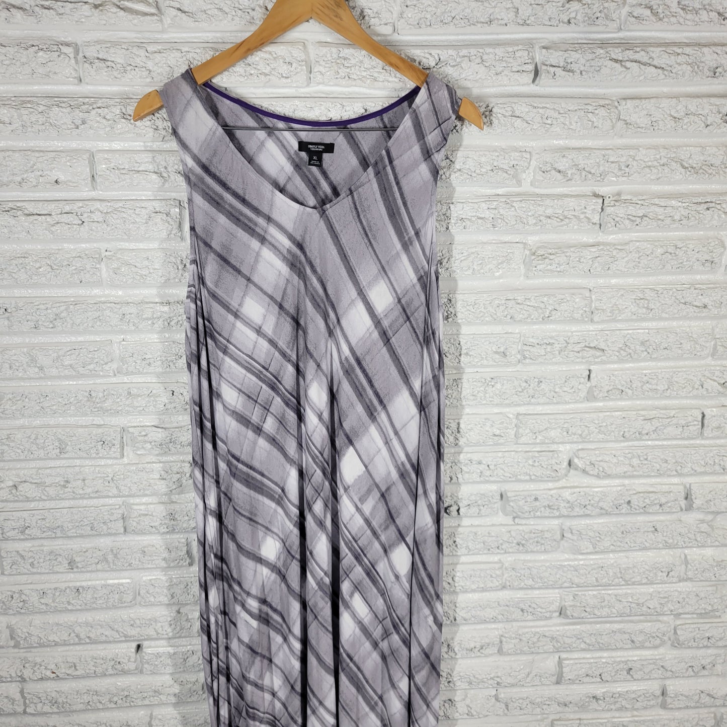 Simply Vera Wang Dress XL Gray Purple Plaid Tie Dye V-Neck Shift Midi PLA14E