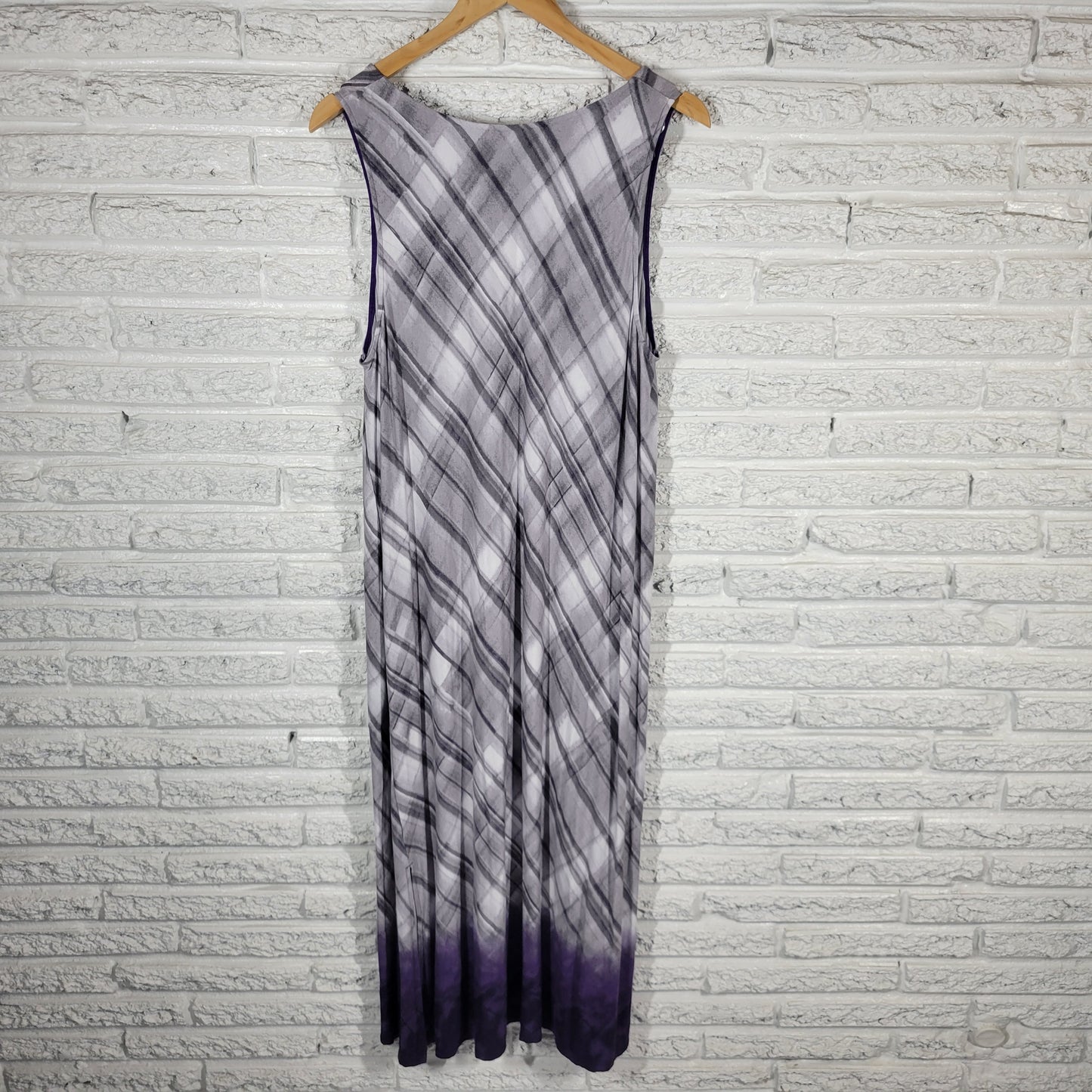 Simply Vera Wang Dress XL Gray Purple Plaid Tie Dye V-Neck Shift Midi PLA14E