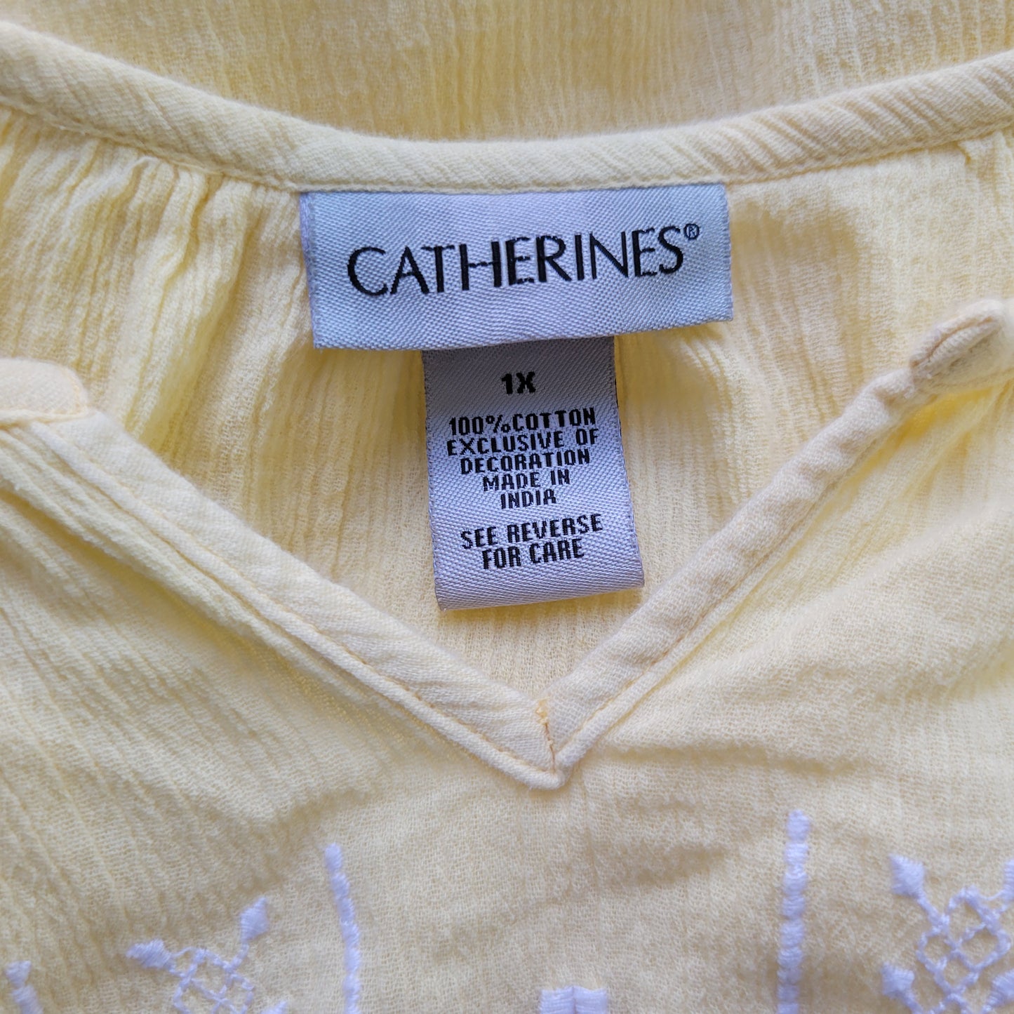 Catherines Top 1X Womens Yellow Embroidered Crinkle Crepe Blouse V-Neck YEL16E