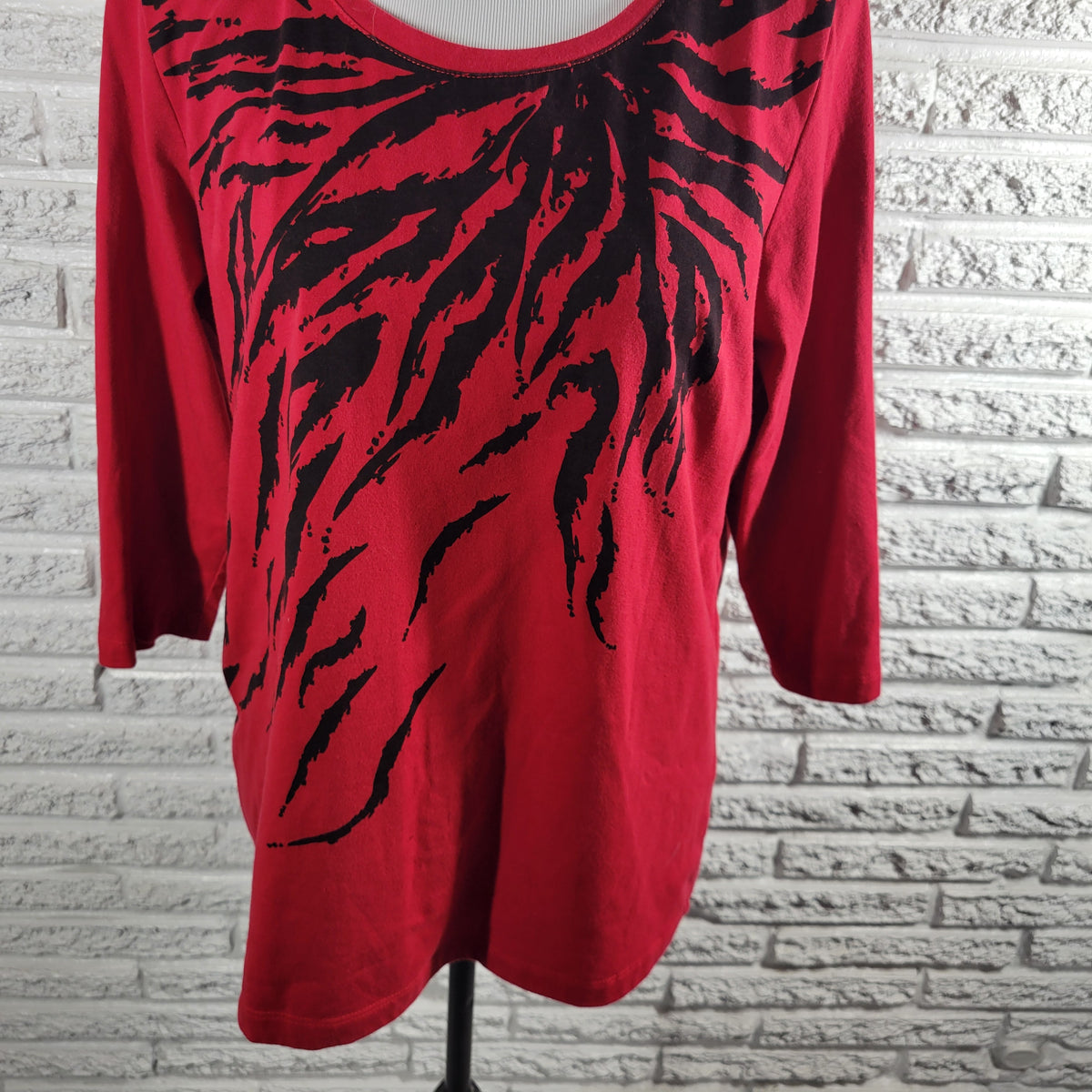 Coral Bay Tee XL Red Animal Print 3/4 Sleeve Crew Neck Cotton Blend Top ANI57XE