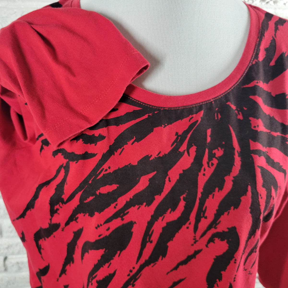 Coral Bay Tee XL Red Animal Print 3/4 Sleeve Crew Neck Cotton Blend Top ANI57XE