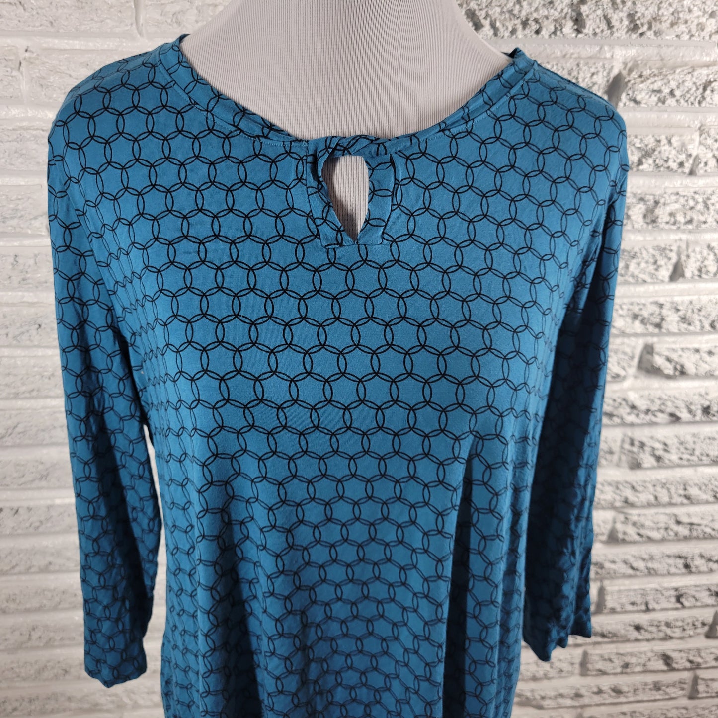 Croft & Barrow XXL Blue Geometric Keyhole Plus Size Rayon Stretch Top GEO177E