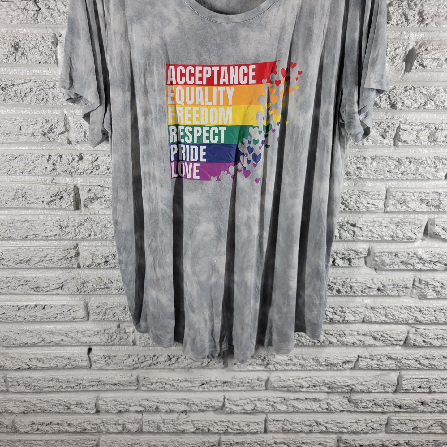 Lane Bryant Livi Rainbow Pride Graphic T-Shirt Gray Tie Dye Womens 18/20 NOV105E