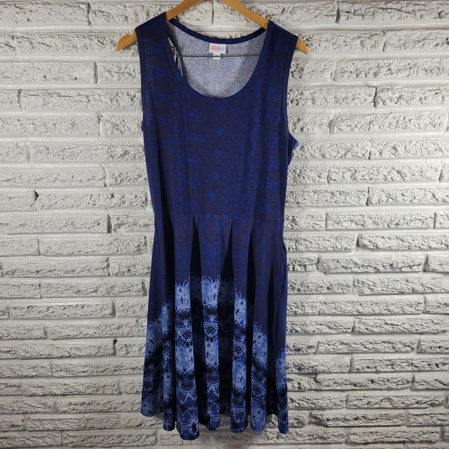 Lularoe Fit Flare Tank Dress XL Blue Tie Dye Sleeveless Pockets Crew Neck TIE18E