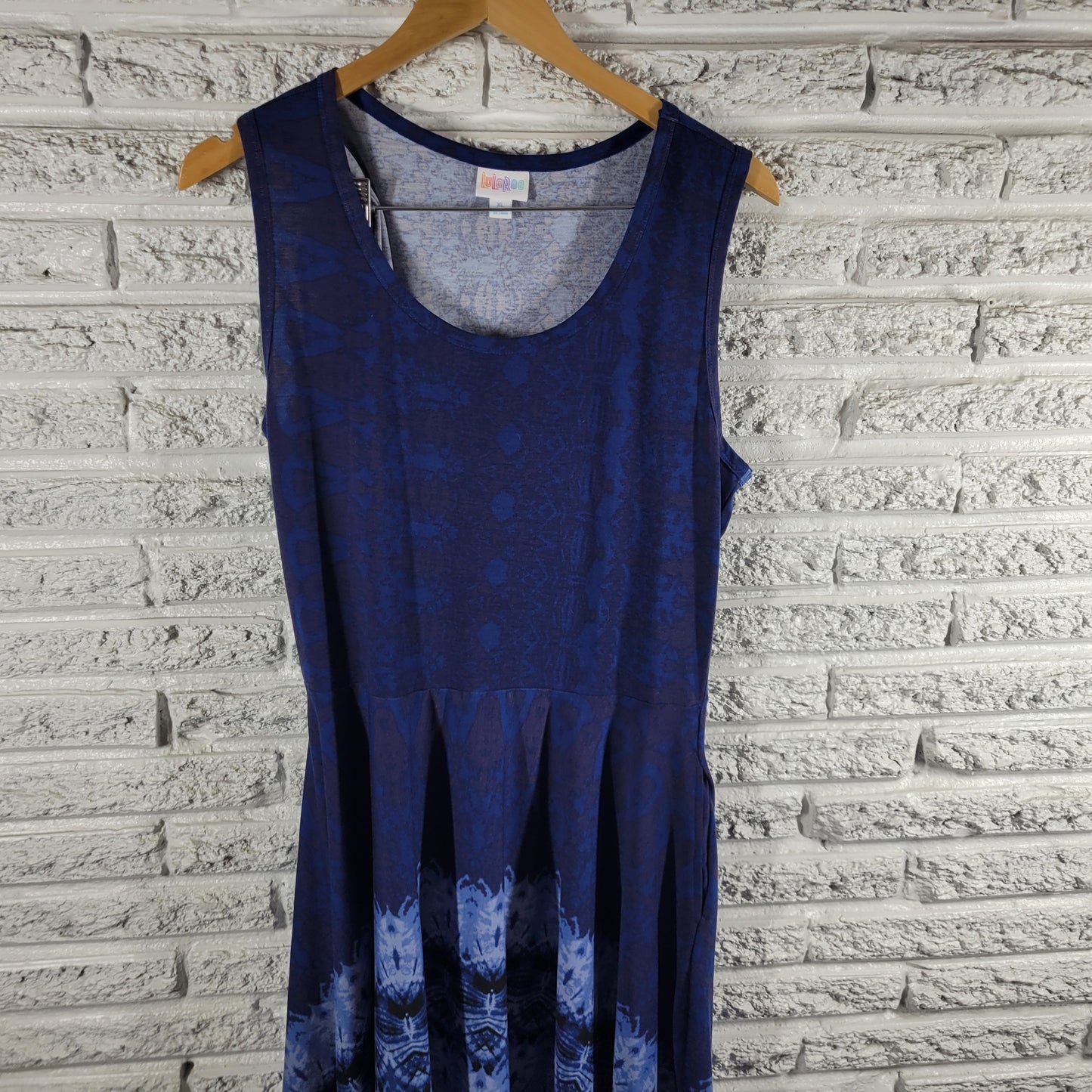 Lularoe Fit Flare Tank Dress XL Blue Tie Dye Sleeveless Pockets Crew Neck TIE18E
